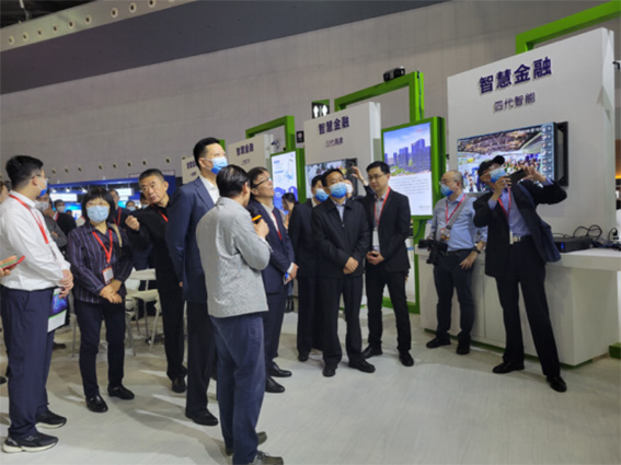8智慧金融展區(qū)w.jpg
